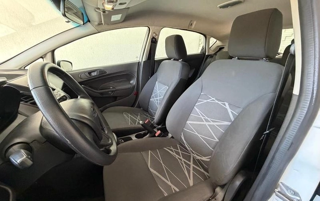 imagem-https://www.socarrao.com.br/sc-vehicle-images-prod/3174290/1789563526307-8369451_6_B_e5a26fcd9c.jpeg