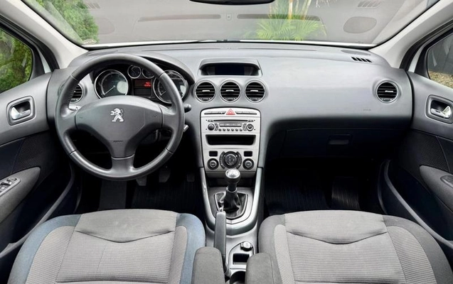 imagem-https://www.socarrao.com.br/sc-vehicle-images-prod/3174310/1786548867448-8372039_11_B_551b248982.jpeg