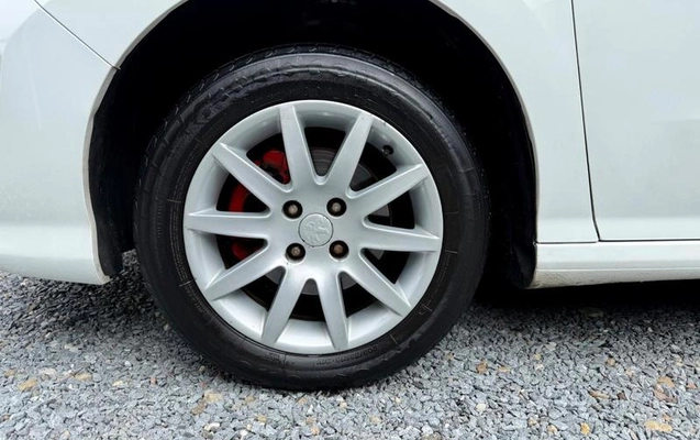 imagem-https://www.socarrao.com.br/sc-vehicle-images-prod/3174310/1786548867458-8372039_17_B_966f8a4e6b.jpeg