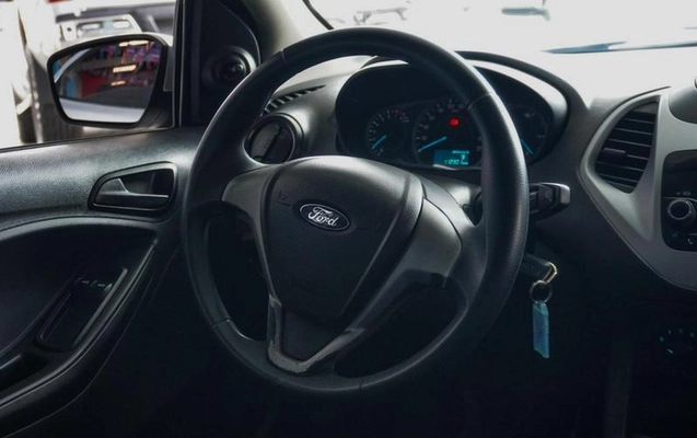 imagem-https://www.socarrao.com.br/sc-vehicle-images-prod/3174357/1788445611287-8348730_21_B_3275dffe36.jpeg