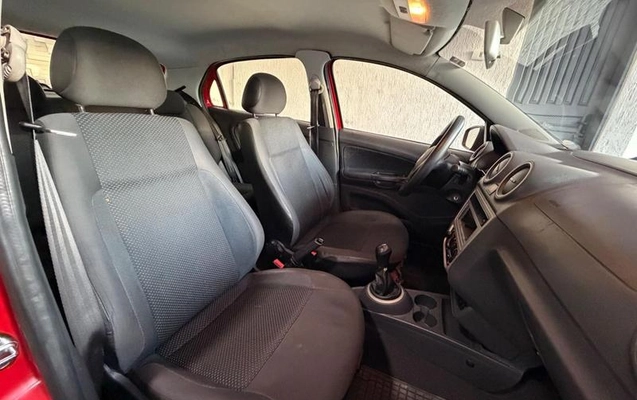 imagem-https://www.socarrao.com.br/sc-vehicle-images-prod/3174609/1789675167473-8369924_4_B_1b65a37205.jpeg
