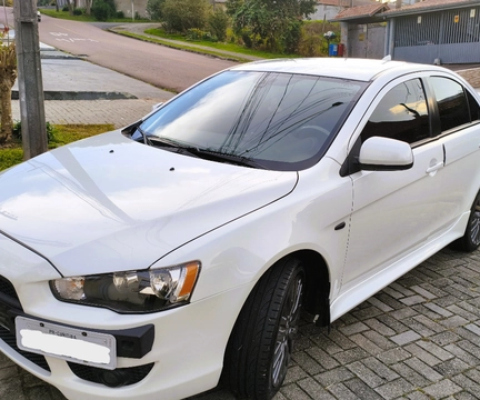 Mitsubishi Lancer 2019 Branco — foto 1 de 3