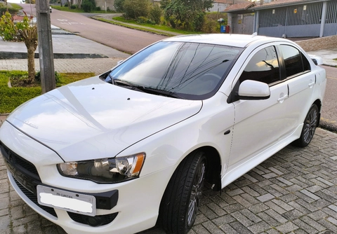 Mitsubishi Lancer 2019 Branco — foto 1 de 3