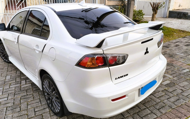 imagem-https://www.socarrao.com.br/sc-vehicle-images-prod/3175420/1786549564840-SU1HXzIwMjYwNjI0XzE3MDUxMS5qcGc.jpg