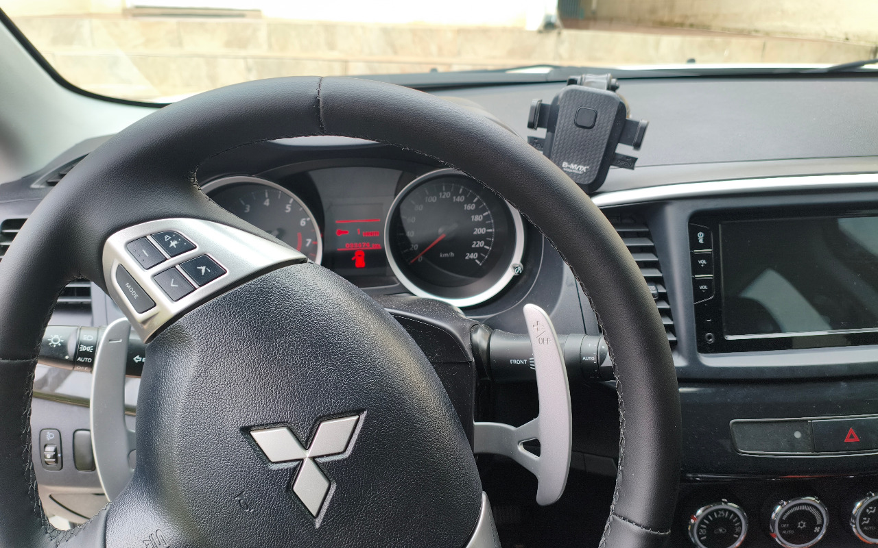 imagem-https://www.socarrao.com.br/sc-vehicle-images-prod/3175420/1786549565176-SU1HXzIwMjYwODExXzEwNTMxNS5qcGc.jpg