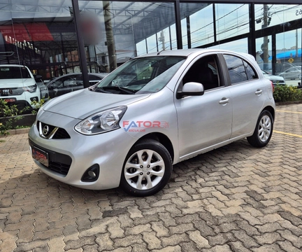 Nissan MARCH 2018 Prata — foto 1 de 3