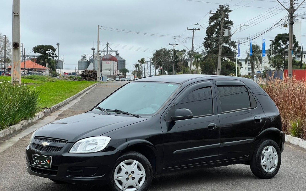 imagem-https://www.socarrao.com.br/sc-vehicle-images-prod/3175667/1786549790643-V2hhdHNBcHAgSW1hZ2UgMjAyNi0wOC0xMiBhdCAxMS4yMi4xNy5qcGVn.jpeg