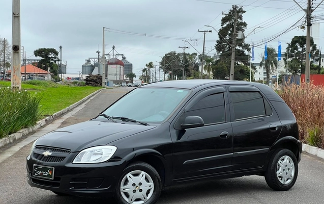 imagem-https://www.socarrao.com.br/sc-vehicle-images-prod/3175667/1786549790643-V2hhdHNBcHAgSW1hZ2UgMjAyNi0wOC0xMiBhdCAxMS4yMi4xNy5qcGVn.jpeg
