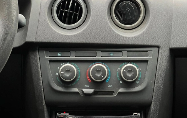 imagem-https://www.socarrao.com.br/sc-vehicle-images-prod/3175667/1786549791462-V2hhdHNBcHAgSW1hZ2UgMjAyNi0wOC0xMiBhdCAxMS4yMi4yMCAoMikuanBlZw.jpeg