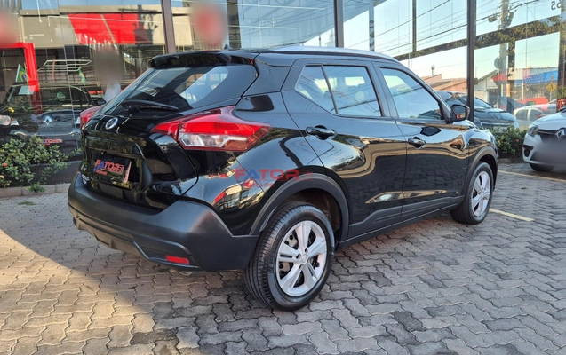 imagem-https://www.socarrao.com.br/sc-vehicle-images-prod/3175799/1786550143346-44f2649c8f244fb99e7649c2d5524fa9_1781884408017.jpg
