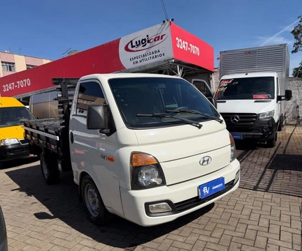 Hyundai HR 2014 Branco — foto 1 de 3