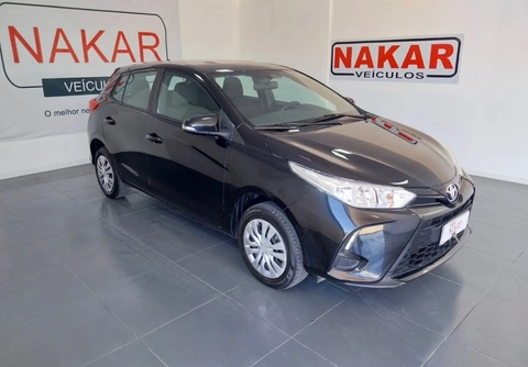 Toyota Yaris 2025 Preto — foto 1 de 3