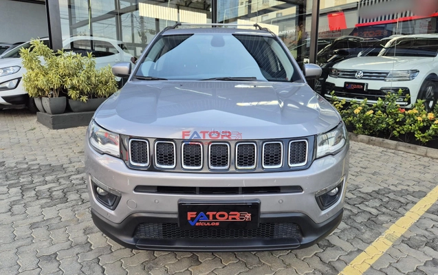 imagem-https://www.socarrao.com.br/sc-vehicle-images-prod/3176273/1786551675159-005da8c52575443daaf6adb09cfa6a72_1772813796853.jpg