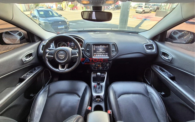 imagem-https://www.socarrao.com.br/sc-vehicle-images-prod/3176273/1786551675160-5700e338f592457e876247f84ffca18d_1772813797412.jpg