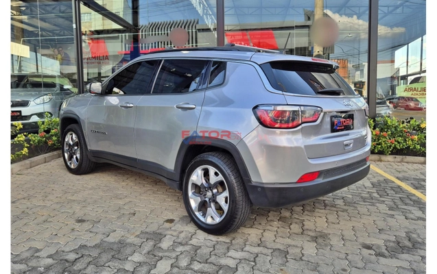 imagem-https://www.socarrao.com.br/sc-vehicle-images-prod/3176273/1786551675167-ac0a632fcbfc44ee959fa840e4379bca_1772813802111.jpg