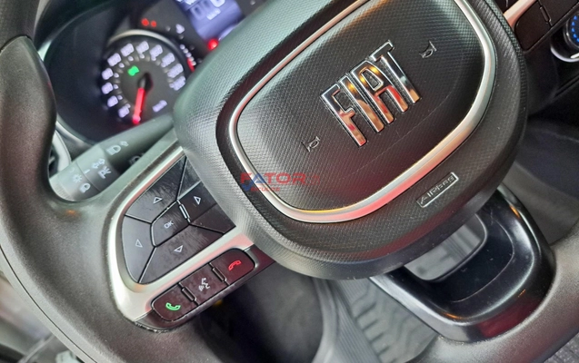 imagem-https://www.socarrao.com.br/sc-vehicle-images-prod/3176279/1786551683486-ab63e5760b1740ffb646290a54a37132_1765029053318.jpg