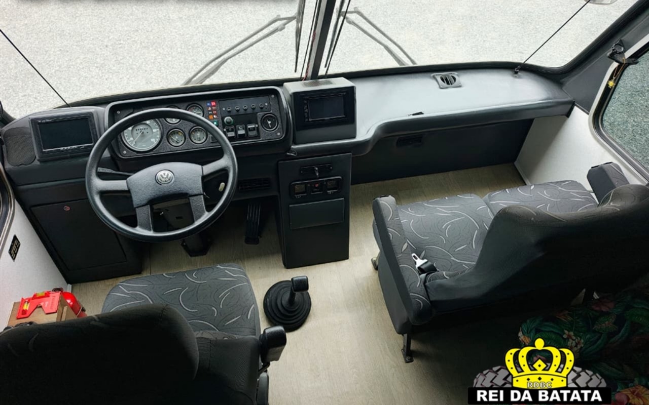 imagem-https://www.socarrao.com.br/sc-vehicle-images-prod/3176892/1786553212897-MTAtMS5qcGc.jpg