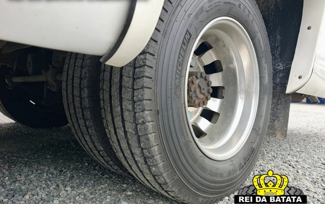 imagem-https://www.socarrao.com.br/sc-vehicle-images-prod/3176892/1786553214254-MTkuanBn.jpg
