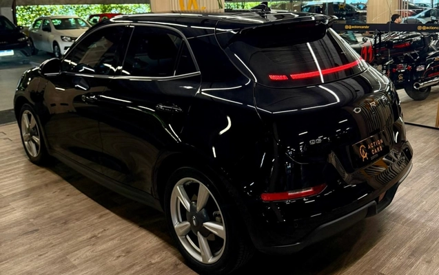 imagem-https://www.socarrao.com.br/sc-vehicle-images-prod/3176902/1789047079837-LHYlz7nTnqv2jZT3Bq5OYZ2CCpRL8L1w.jpg