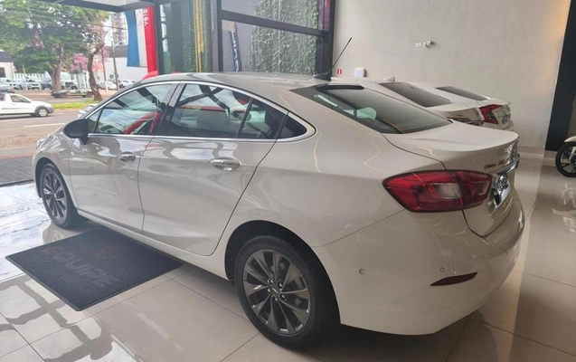 imagem-https://www.socarrao.com.br/sc-vehicle-images-prod/3177278/1787167438058-8343120_6_B_cb4dbca7c7.jpeg