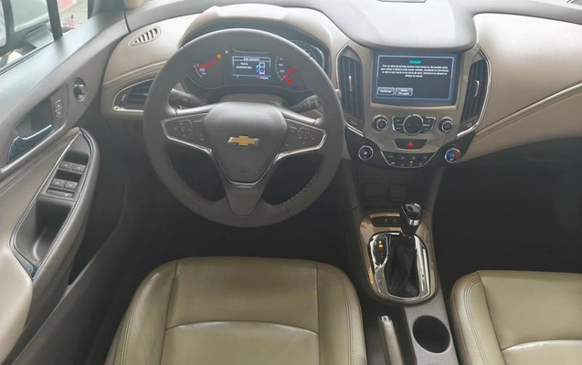 imagem-https://www.socarrao.com.br/sc-vehicle-images-prod/3177278/1787167438073-8343120_17_B_49c48d3b54.jpeg