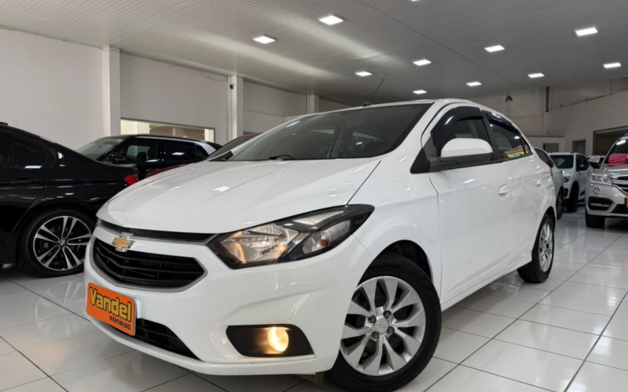 Chevrolet Onix 2017 Branco — foto 1 de 3