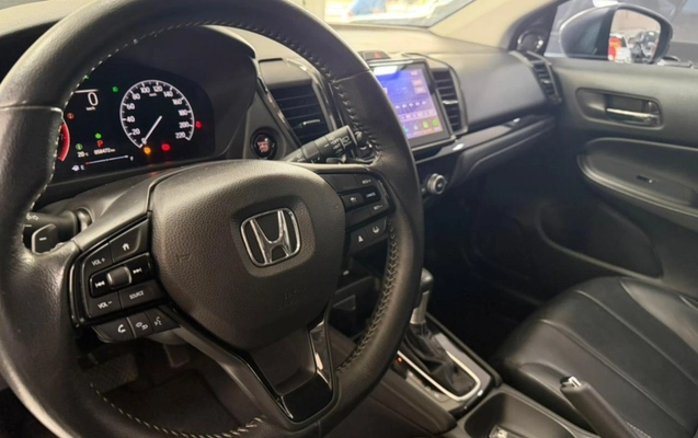 imagem-https://www.socarrao.com.br/sc-vehicle-images-prod/3177644/1786555216298-MjAyNl8wNV8xOF8xN18zOF8yOS5qcGc.jpg