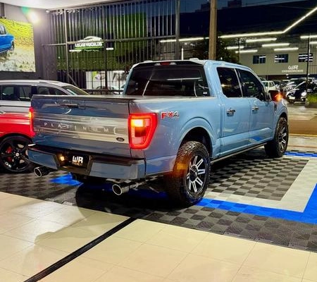 imagem-https://www.socarrao.com.br/sc-vehicle-images-prod/3177671/1788875228611-8361950_13_B_ed852e556f.jpeg