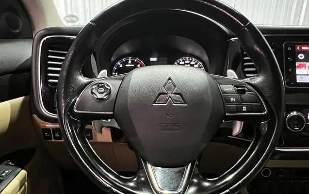 imagem-https://www.socarrao.com.br/sc-vehicle-images-prod/3177766/1789391036383-8372852_15_B_2f27e3af01.jpeg