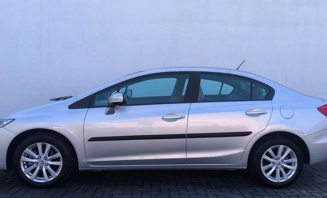 imagem-https://www.socarrao.com.br/sc-vehicle-images-prod/3177946/1787600987884-8368723_7_B_bb9f18c675.jpeg