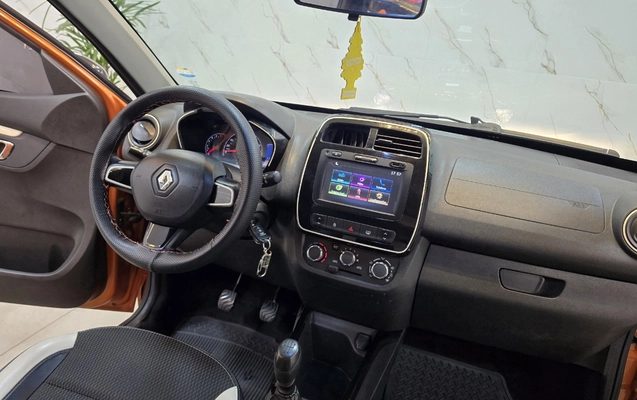 imagem-https://www.socarrao.com.br/sc-vehicle-images-prod/3178071/1786556161067-OC5qcGc.jpg