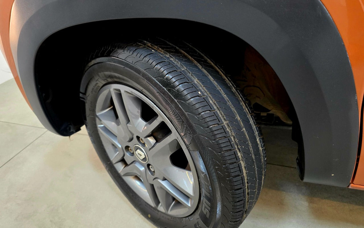 imagem-https://www.socarrao.com.br/sc-vehicle-images-prod/3178071/1786556162905-RXh0cmEgKDEpLmpwZw.jpg
