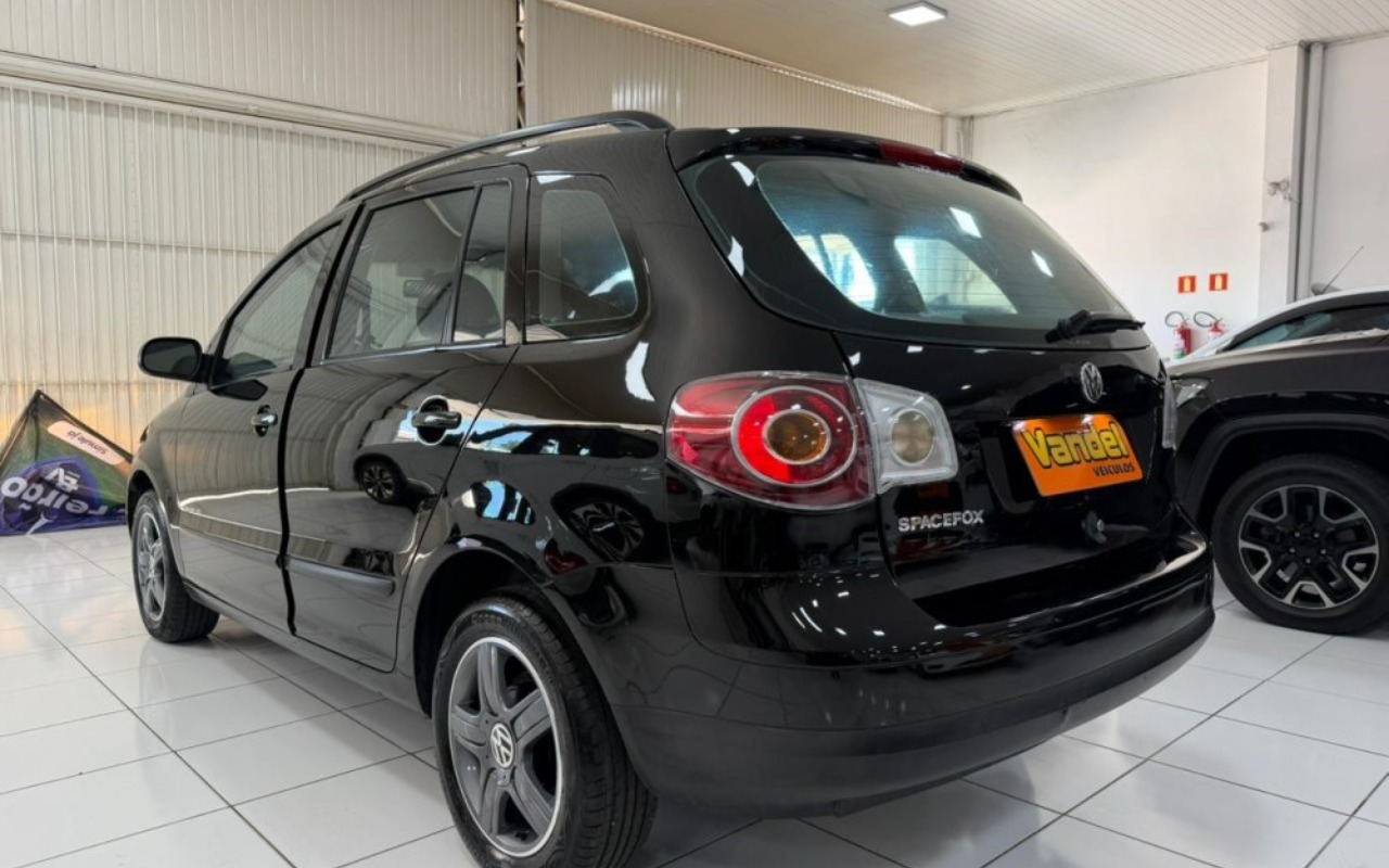 imagem-https://www.socarrao.com.br/sc-vehicle-images-prod/3178120/1786556320804-MjAyNl8wNV8wNV8xMl8xMl8zOS5qcGc.jpg