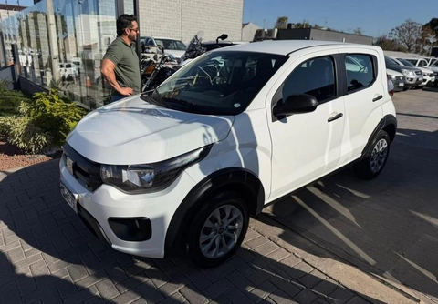 Fiat Mobi DRIVE 1.0 Flex 6V 5p 2025 Branco — foto 1 de 3