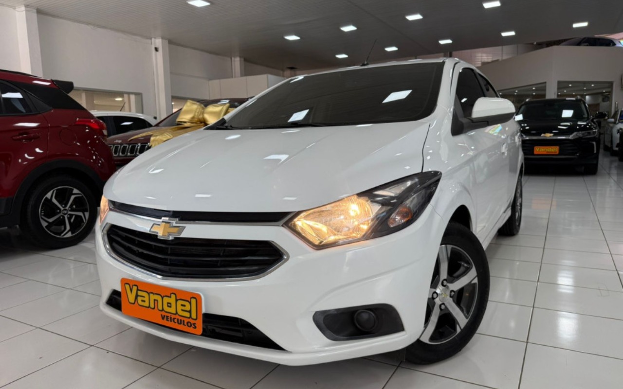 Chevrolet Prisma 2019 Branco — foto 1 de 3