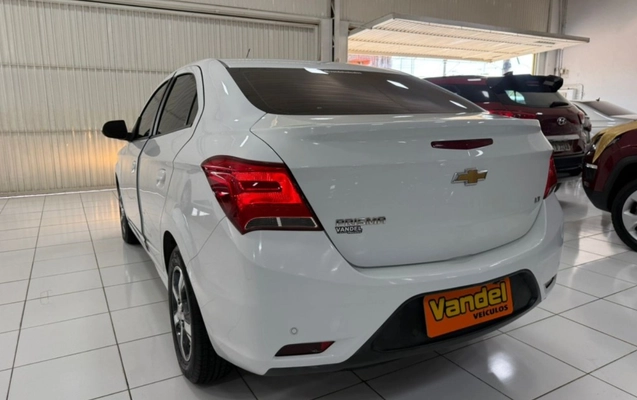 imagem-https://www.socarrao.com.br/sc-vehicle-images-prod/3178496/1786557012794-MjAyNl8wM18xNl8xNF8yMF80NC5qcGc.jpg
