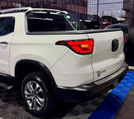 imagem-https://www.socarrao.com.br/sc-vehicle-images-prod/3178513/1786721737956-8353461_12_B_4143364b8d.jpeg