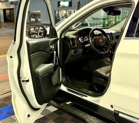 imagem-https://www.socarrao.com.br/sc-vehicle-images-prod/3178513/1786721737961-8353461_15_B_4215a9390b.jpeg