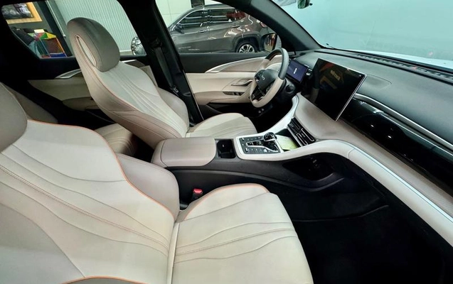 imagem-https://www.socarrao.com.br/sc-vehicle-images-prod/3178742/1787750064387-8319937_13_B_e7d04de506.jpeg