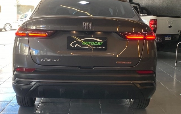 imagem-https://www.socarrao.com.br/sc-vehicle-images-prod/3178845/1786557904687-640_480_fiat-fastback-1-0-turbo-200-cvt-t200-aut-25-25-a7459d-3.jpg
