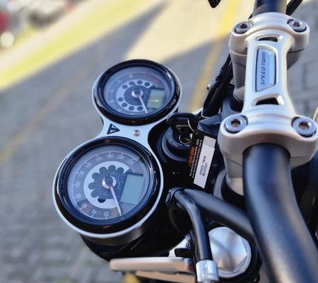 imagem-https://www.socarrao.com.br/sc-vehicle-images-prod/3178849/1787166653878-8373076_13_B_df72c5ab3e.jpeg
