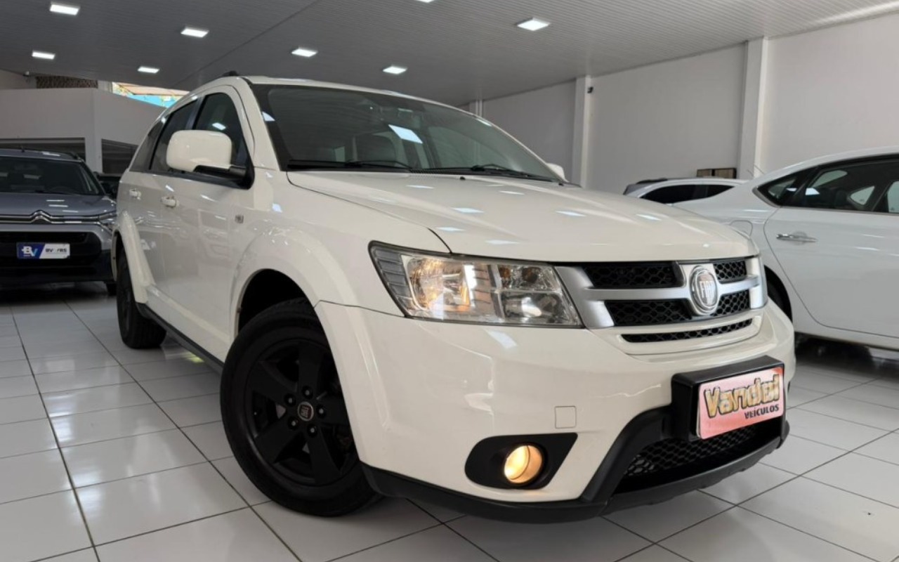 imagem-https://www.socarrao.com.br/sc-vehicle-images-prod/3178852/1786557929305-MjAyNl8wNF8yNF8xNF8xN18yMy5qcGc.jpg