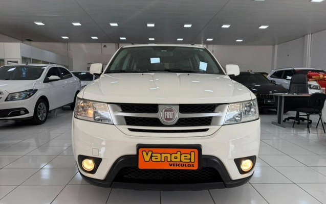 imagem-https://www.socarrao.com.br/sc-vehicle-images-prod/3178852/1786557929427-MjAyNl8wNF8yNF8xNF8xN18xOS5qcGc.jpg