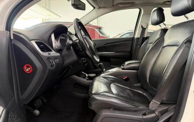 imagem-https://www.socarrao.com.br/sc-vehicle-images-prod/3178852/1786557930149-MjAyNl8wNF8yNF8xNF8xOF8yNC5qcGc.jpg