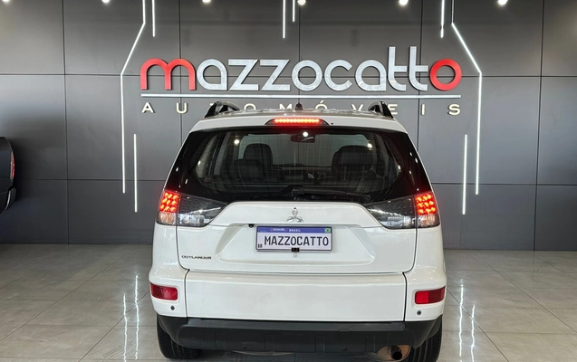 imagem-https://www.socarrao.com.br/sc-vehicle-images-prod/3178909/1786558282895-003_f5855b532074a6e0080ff96f7d31edf9.jpeg