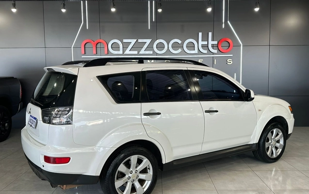 imagem-https://www.socarrao.com.br/sc-vehicle-images-prod/3178909/1786558282896-003_4e6e8ad8e66eb4517225cdfed01a7dd0.jpeg