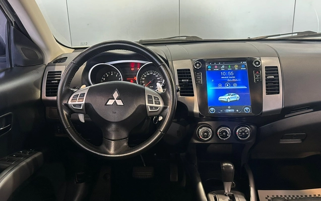 imagem-https://www.socarrao.com.br/sc-vehicle-images-prod/3178909/1786558282899-003_9c32cbac8716511b2f06bbae59e7788f.jpeg