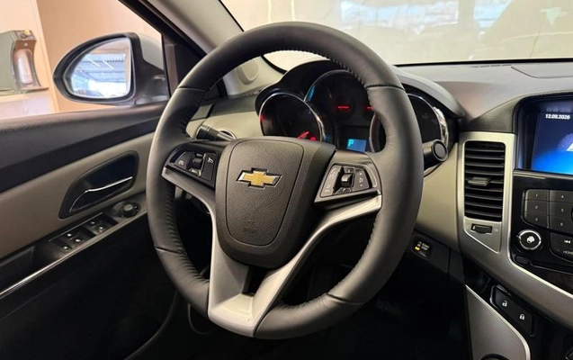 imagem-https://www.socarrao.com.br/sc-vehicle-images-prod/3179084/1789570444739-7907878_7_B_6f29661ed8.jpeg