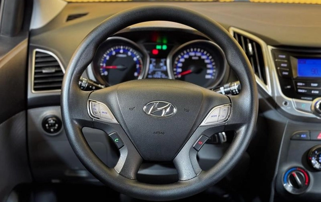 imagem-https://www.socarrao.com.br/sc-vehicle-images-prod/3179180/1786558923223-8295689_17_B_b78388f745.jpeg