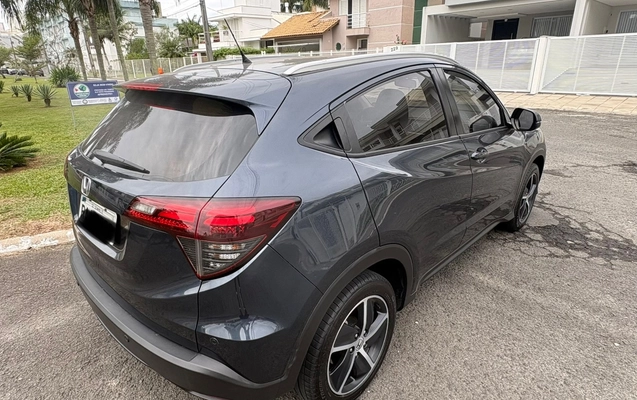 imagem-https://www.socarrao.com.br/sc-vehicle-images-prod/3179234/1787346137530-SU1HXzEyODYuanBlZw.jpeg